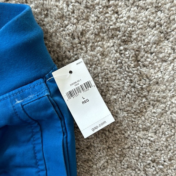 Gap Kids easy pull on cargo shorts - Picture 3 of 3